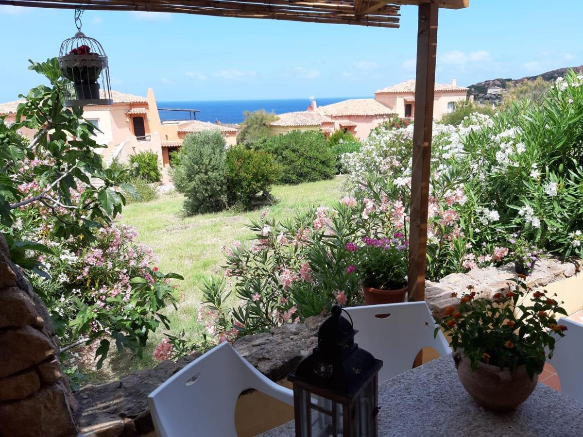 Appartamento Panoramico Calarossa Sardegna イーゾラ・ロッサ エクステリア 写真
